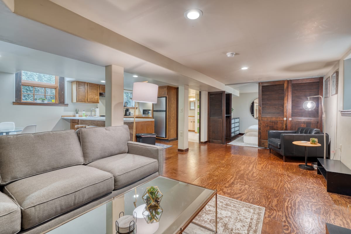 Explore urban charm from a stylish Portland studio in Portland, OR