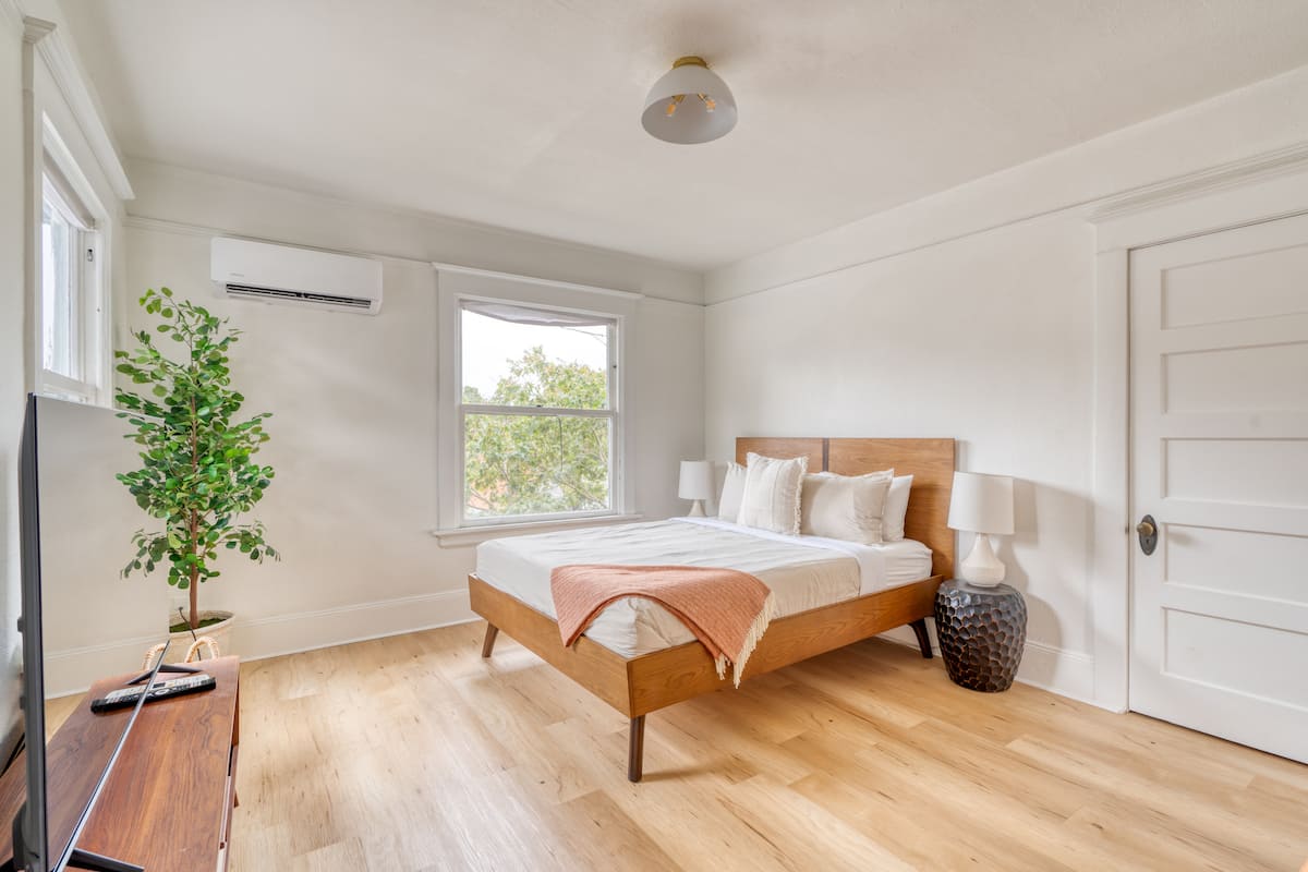 Residence image 1