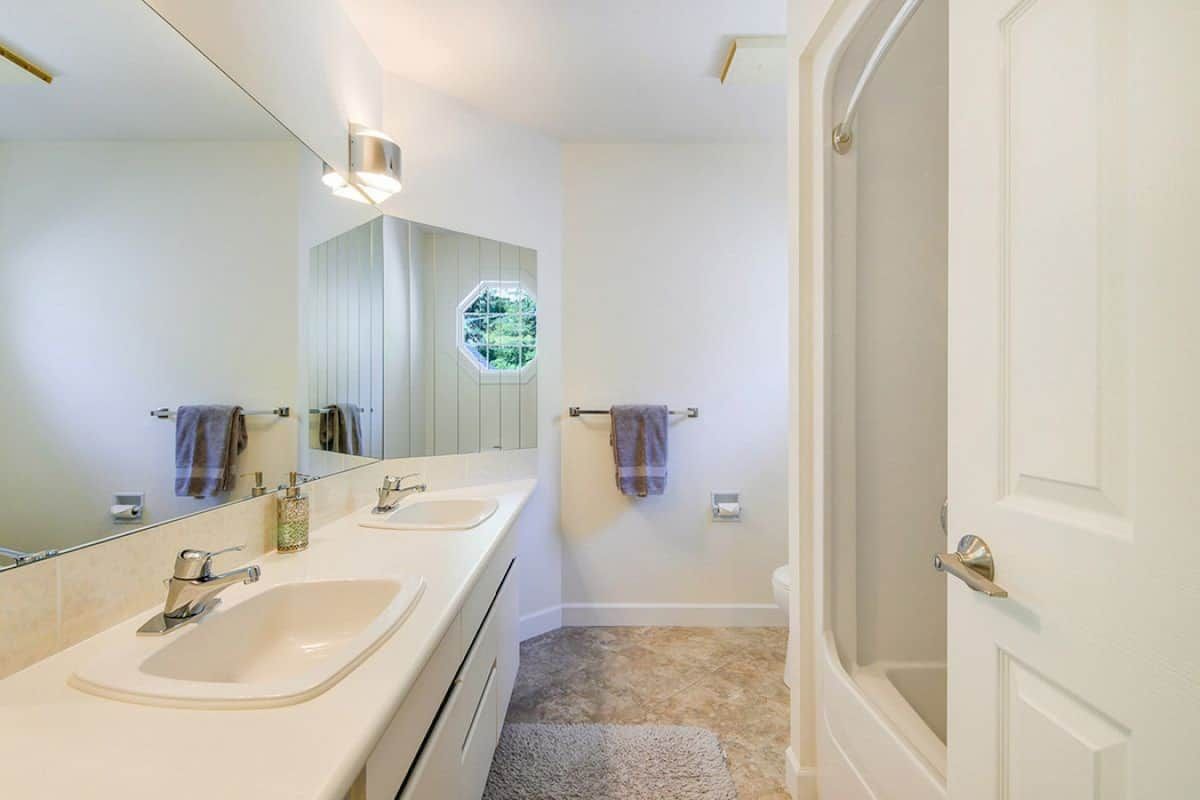 Residence image 2