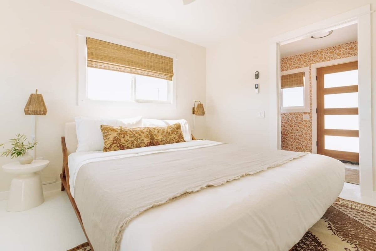 Bedroom #1