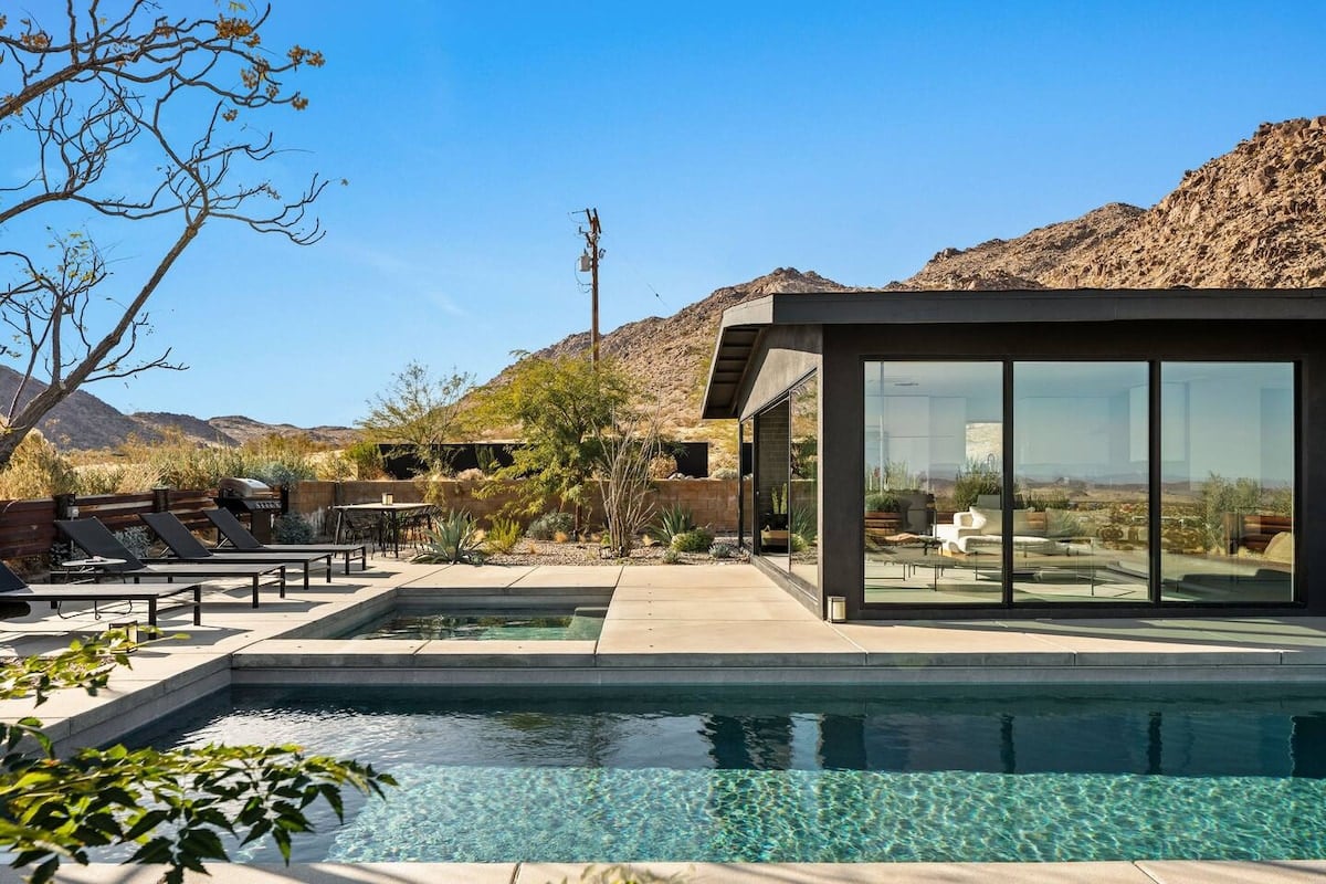 The Onyx House By The Cohost Company image 11