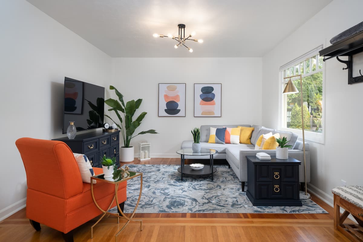 Host in Style – Large Living Room with 65" TV and Ample Natural Light!