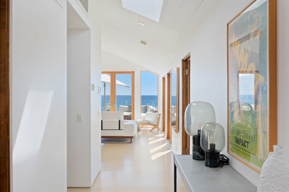 Residence image 1
