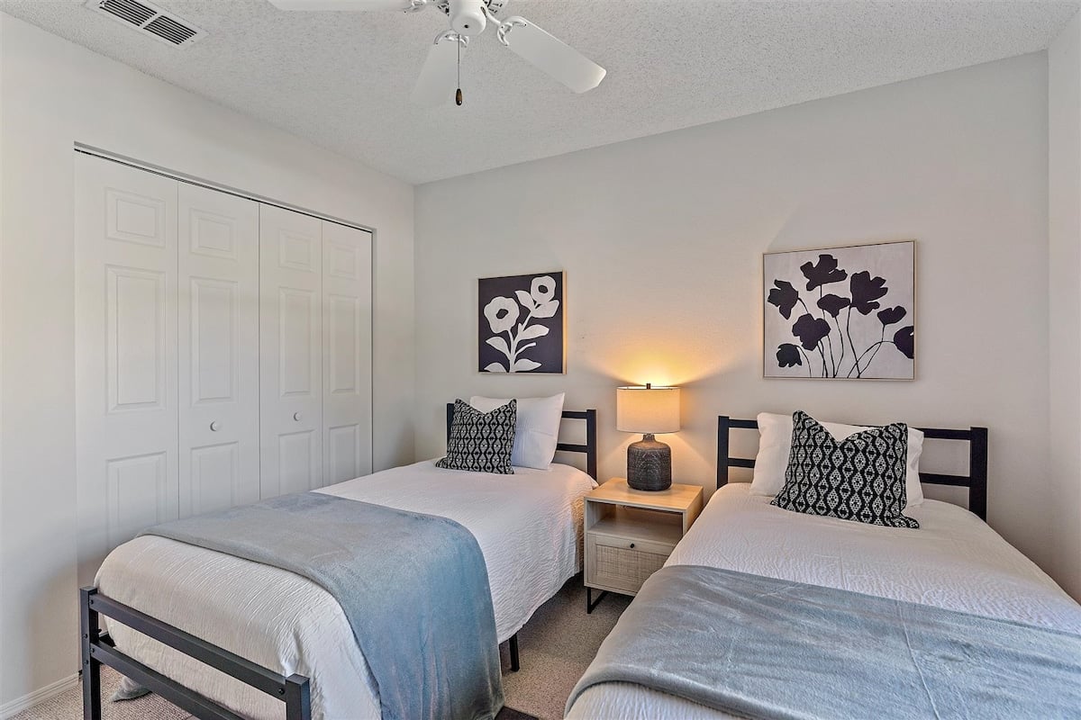 Bedroom 3 - Two Twin Beds