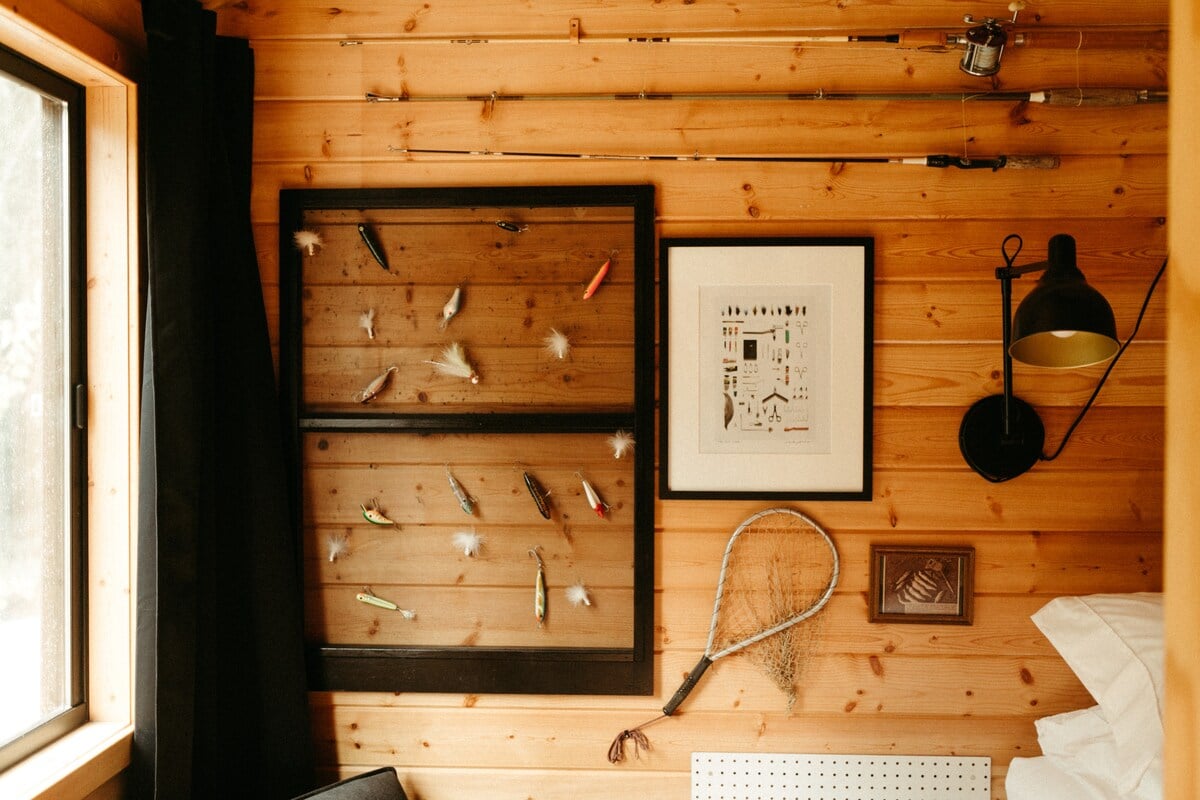 All cabins have 2 queen bedrooms complete with luxurious queen bed, ceiling fan & light, bedside reading light and under bed storage space and hanging rods. Forest Views off your private patio!