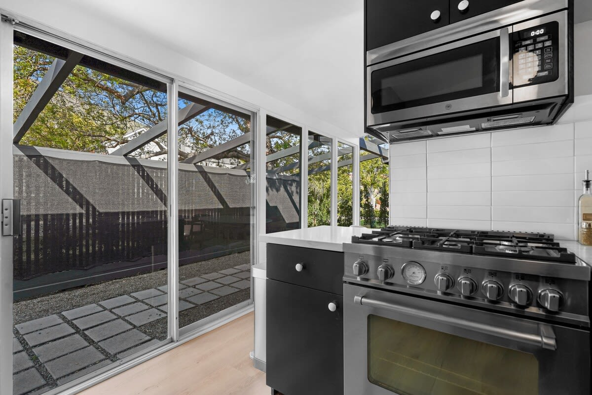 Residence image 1
