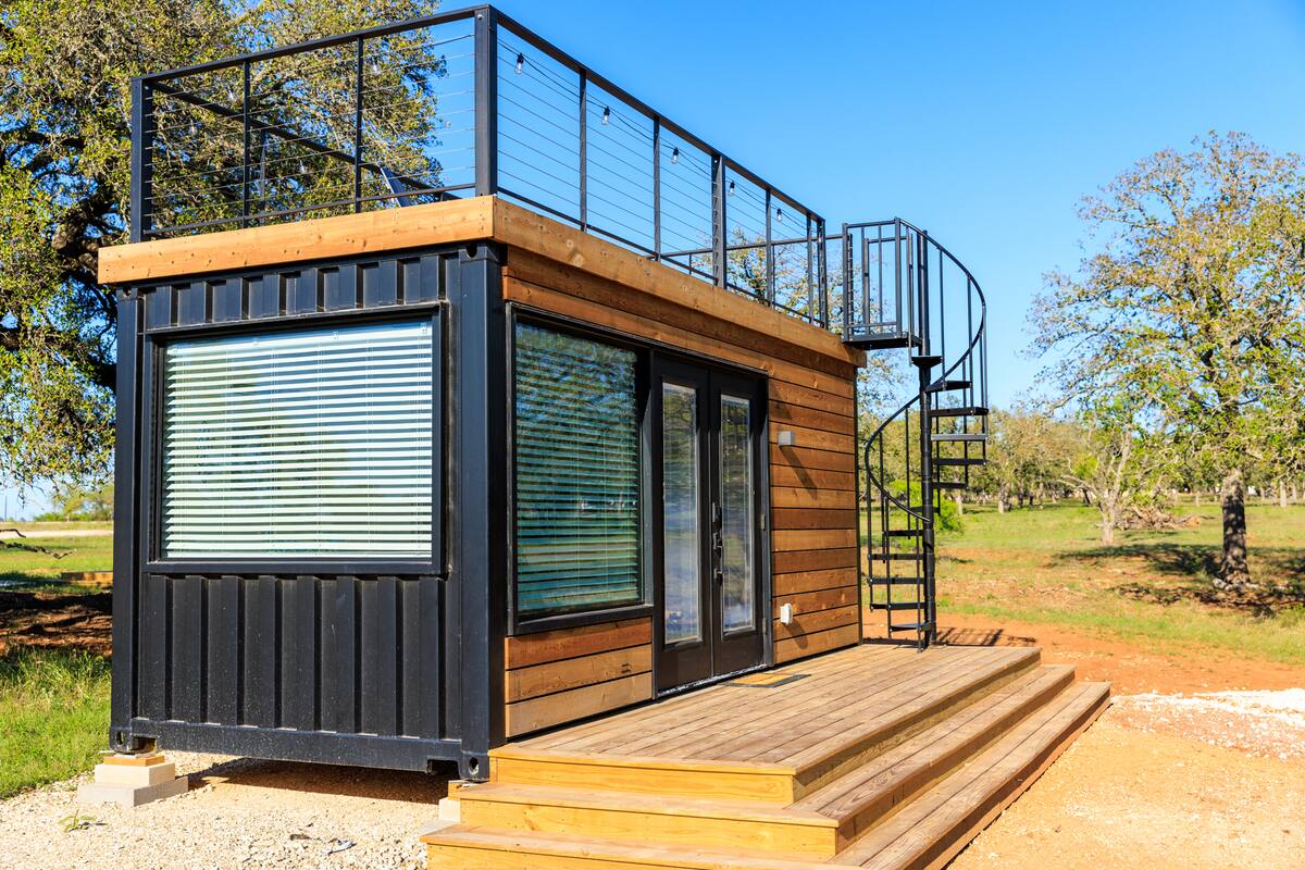 Residence image 2