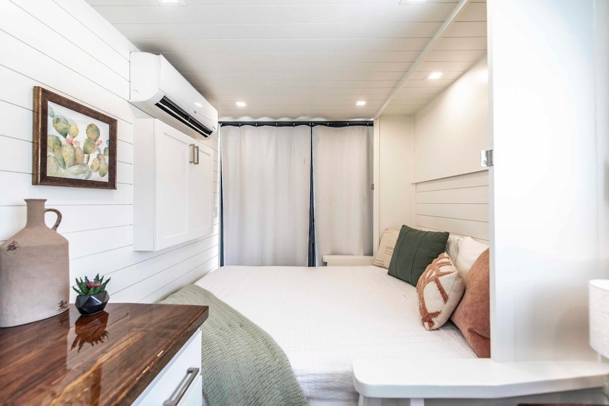 New! The Texas Retreat-Container Home image 10