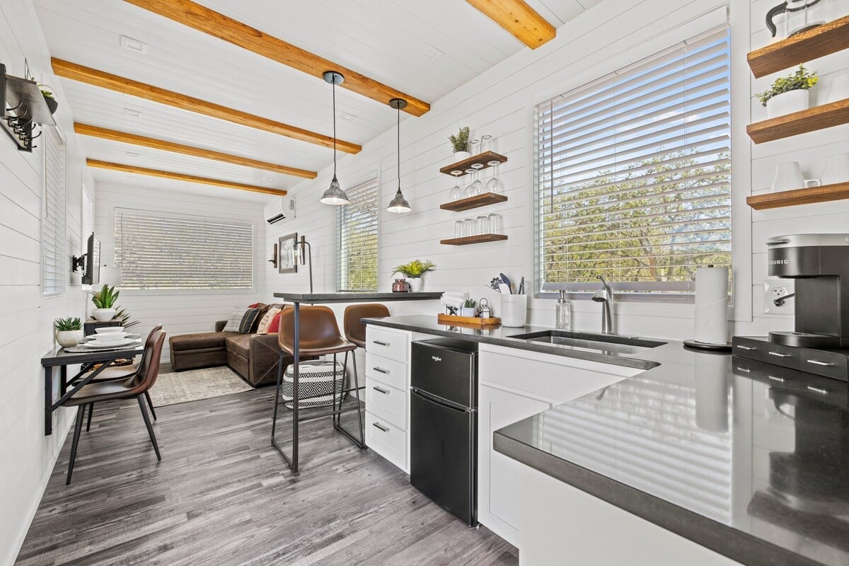 Residence image 4