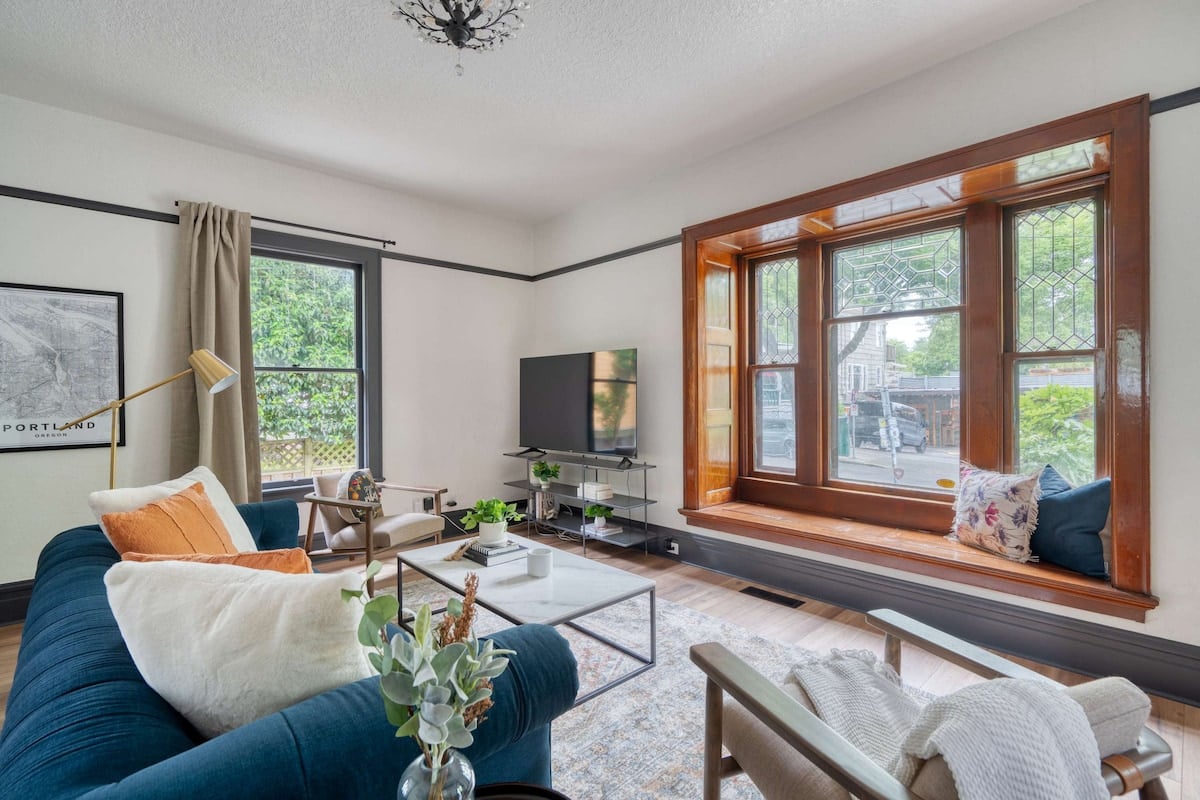 Luxury Living on NW 23rd Ave, Walk Score 99 image 8