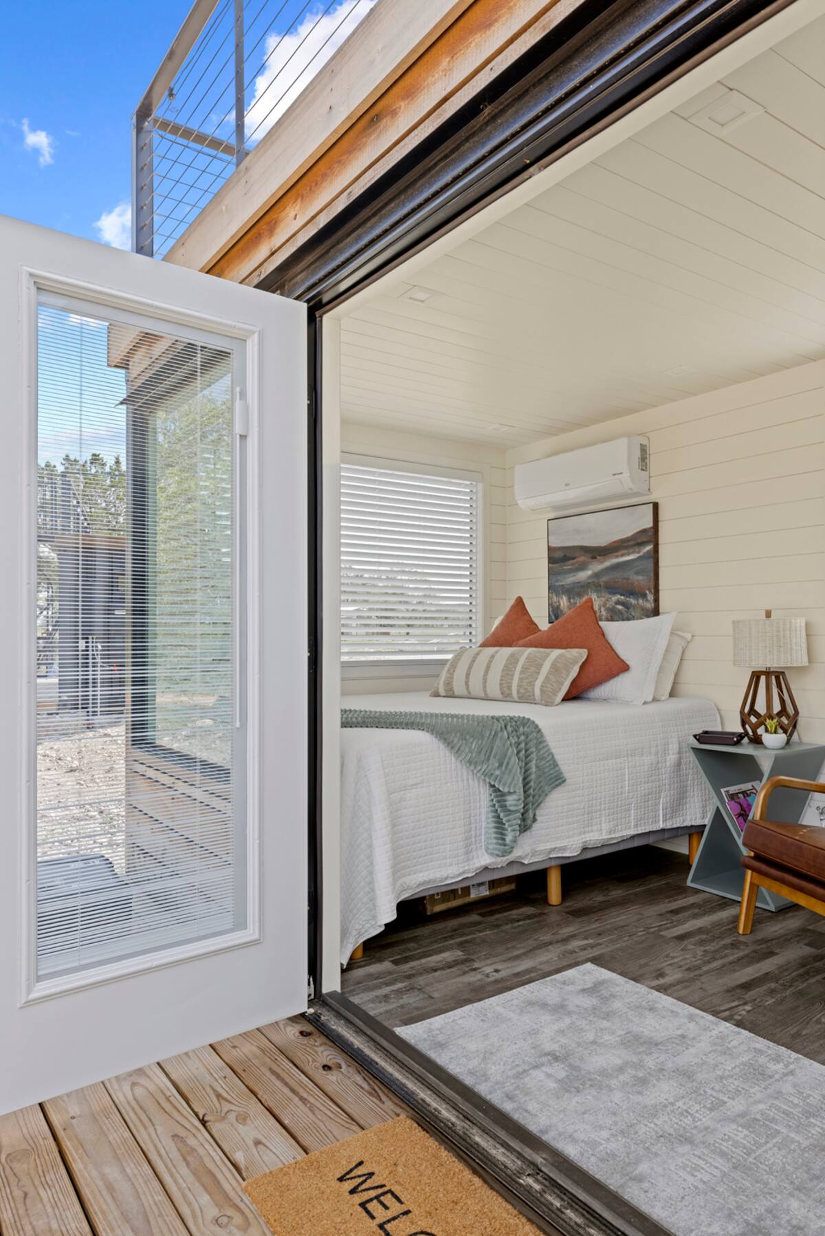 Residence image 3