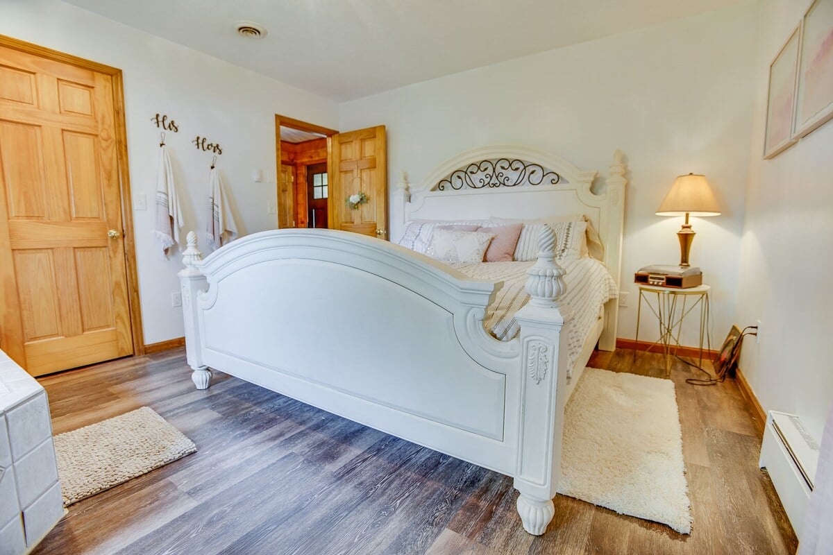 King Bed