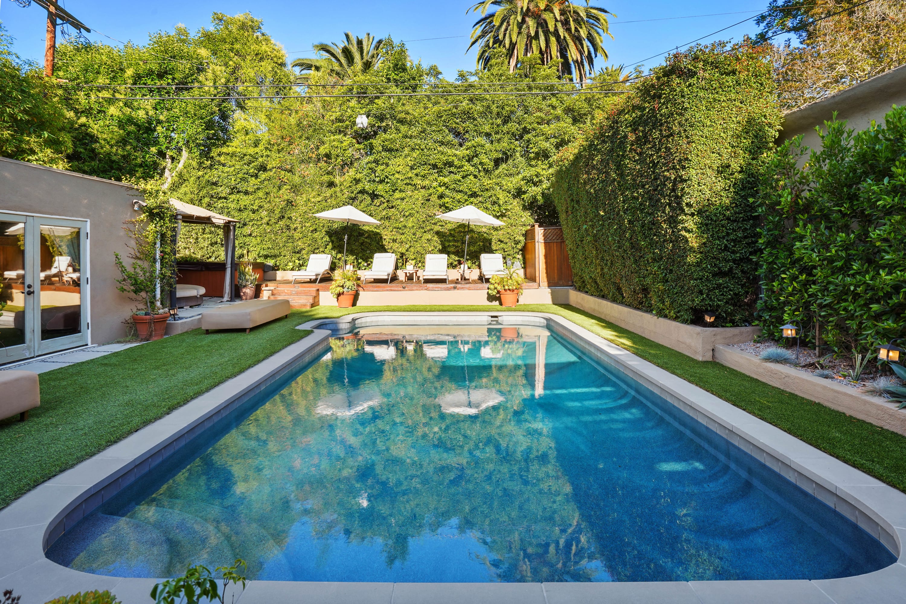 Luxury and glamour in the Hollywood Hills in Los Angeles, CA