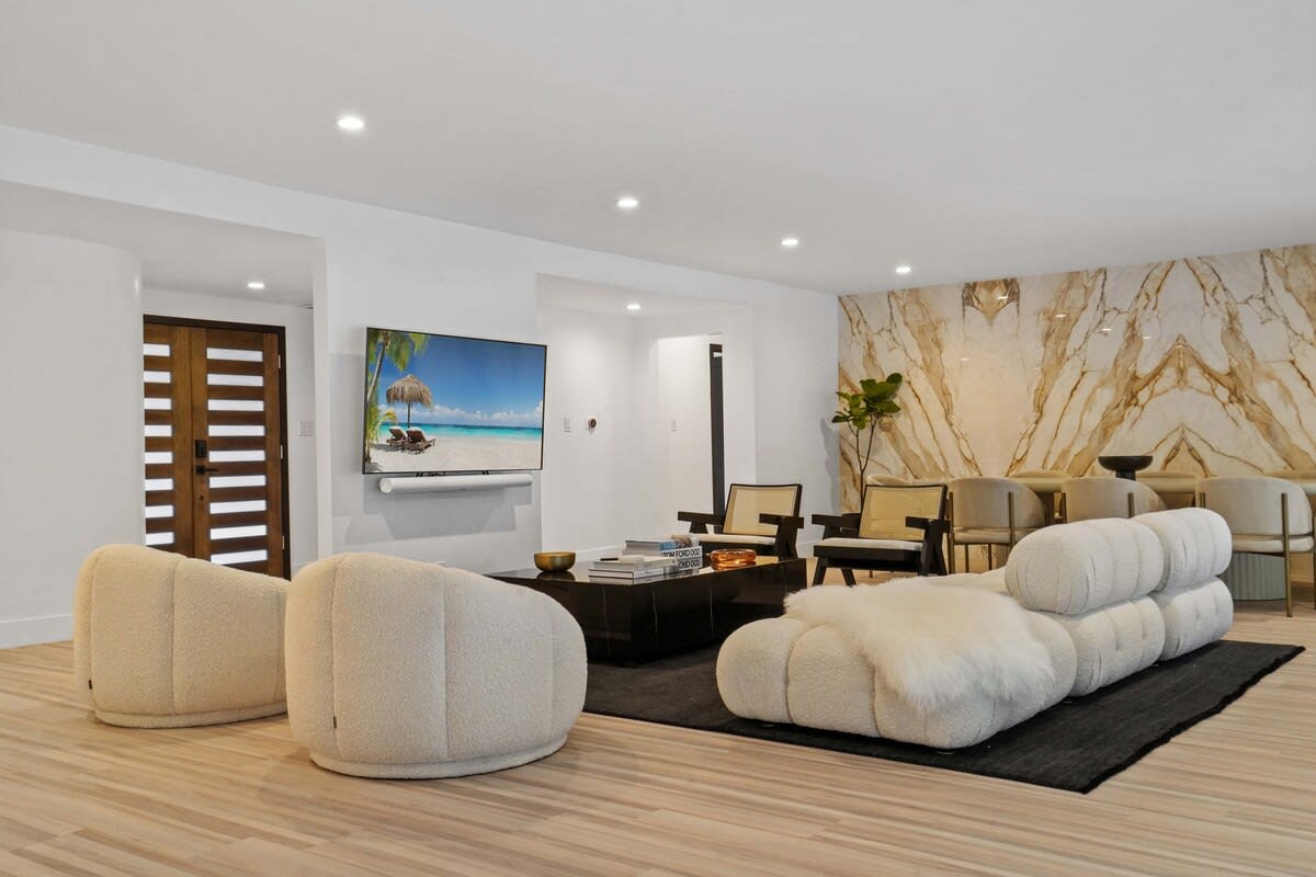 Residence image 6
