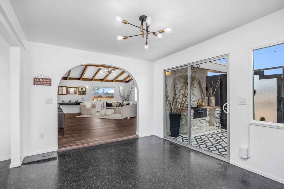 Residence image 5
