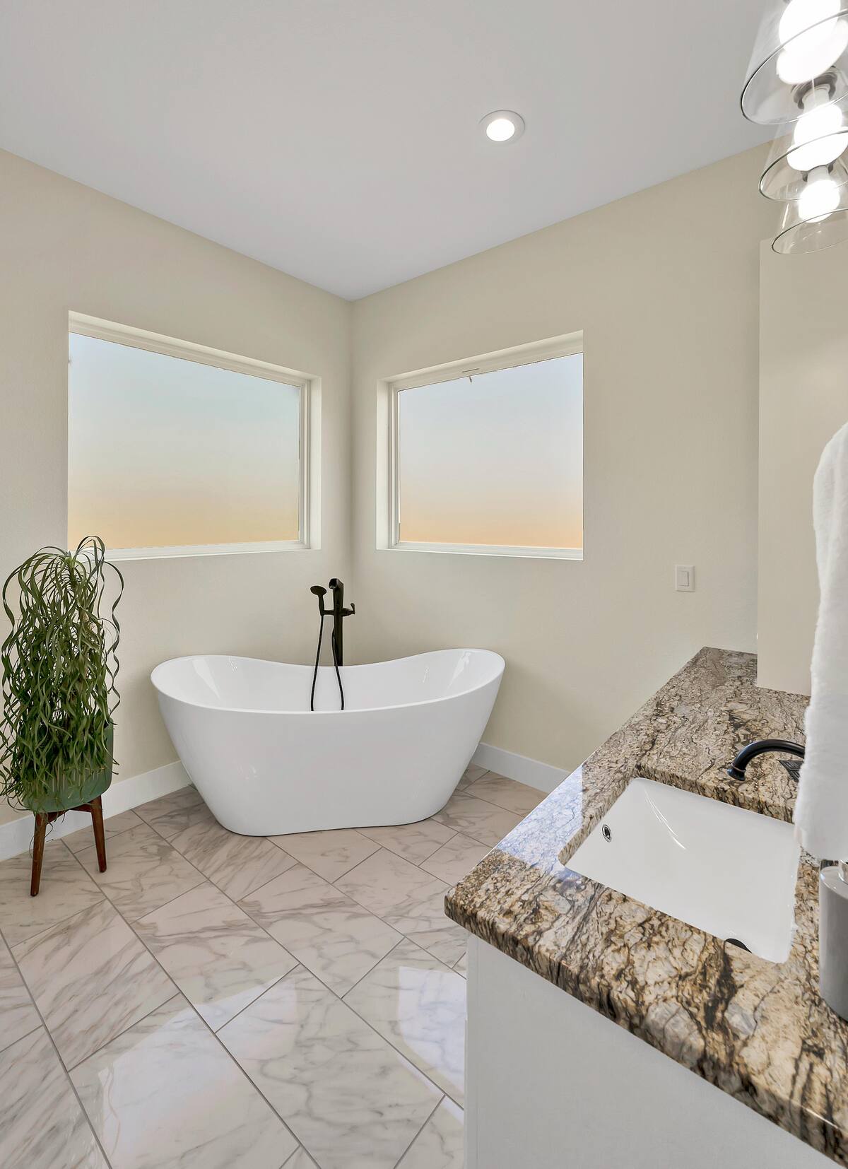 Residence image 3