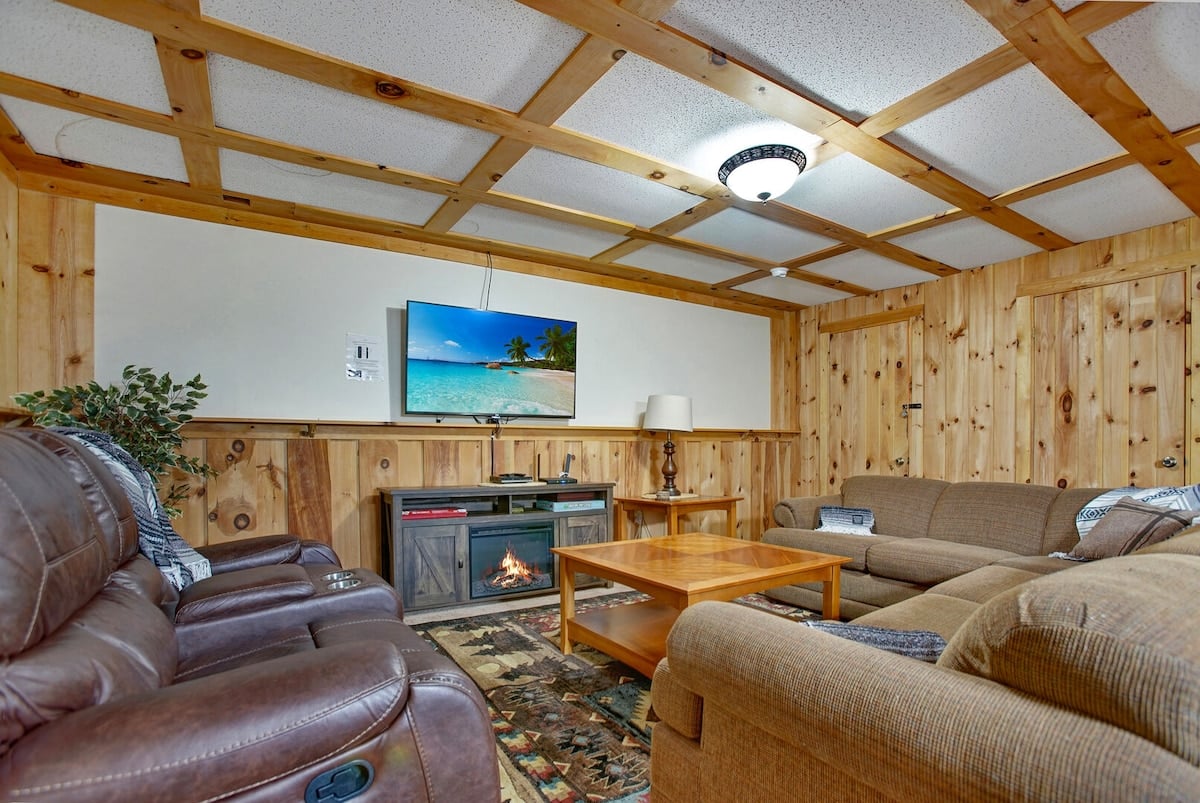The downstairs living area provides plenty of seating for everyone!