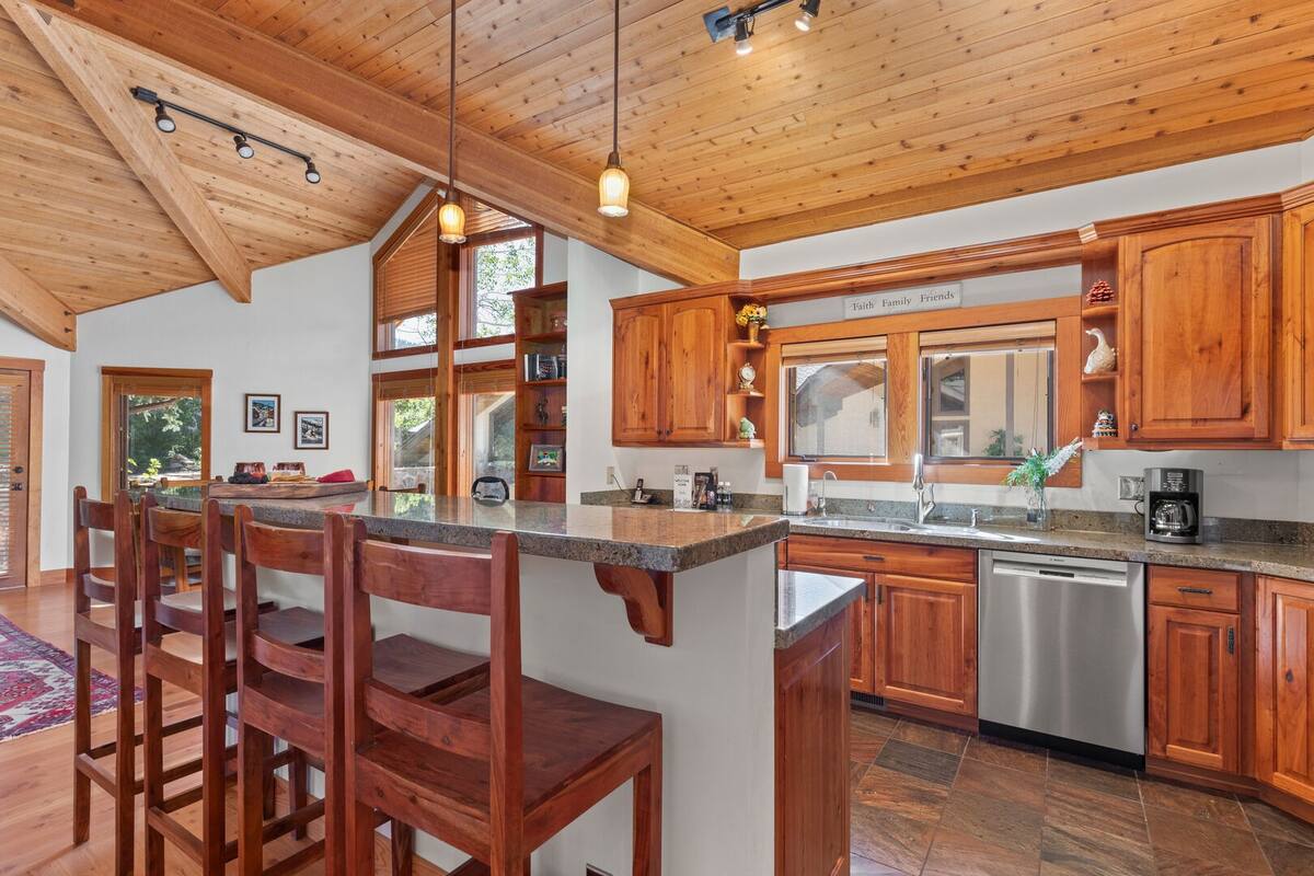 Residence image 2
