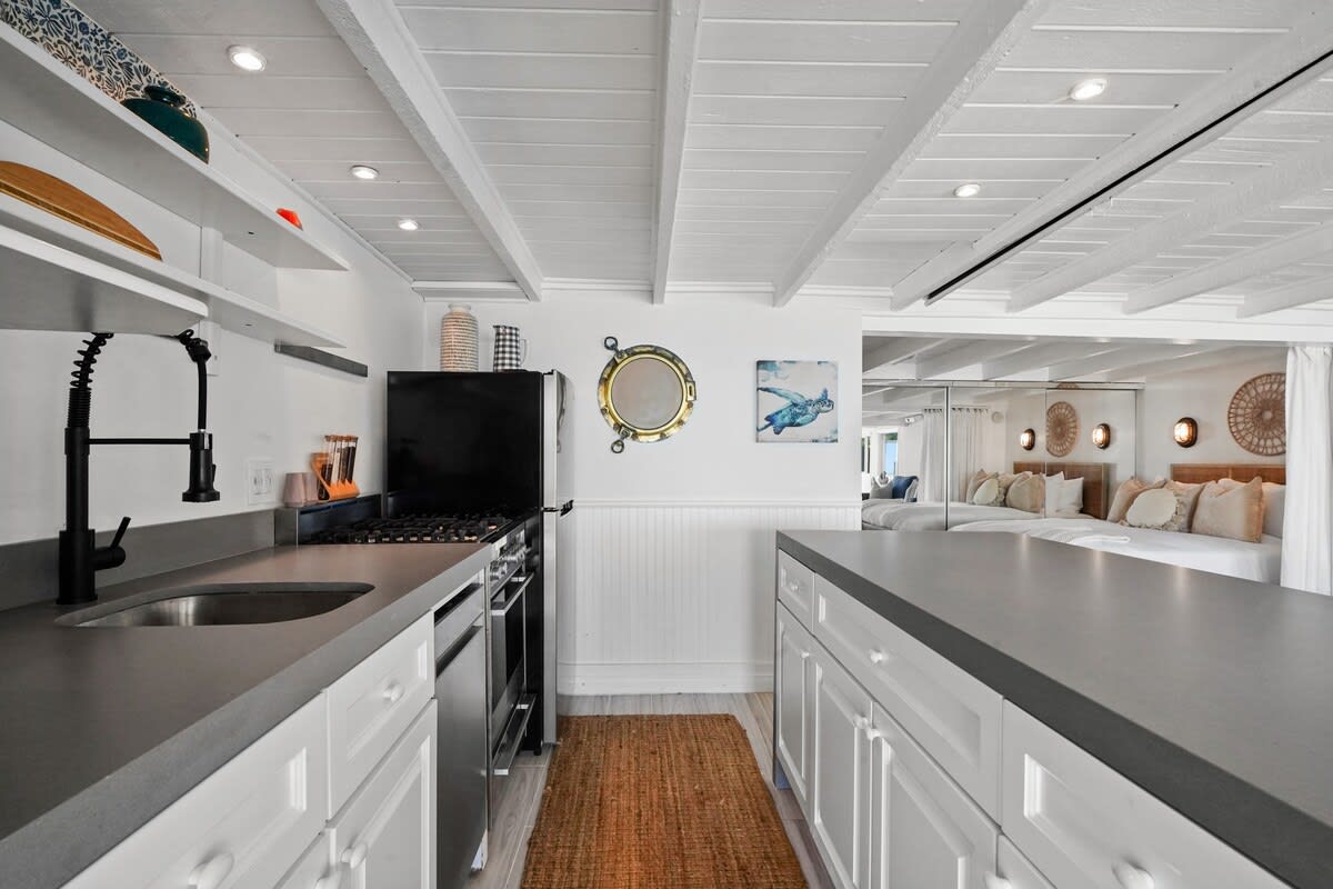 Residence image 3