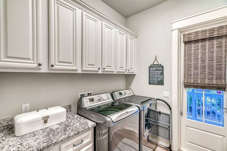 Residence image 4