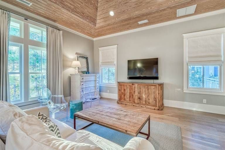 Residence image 2