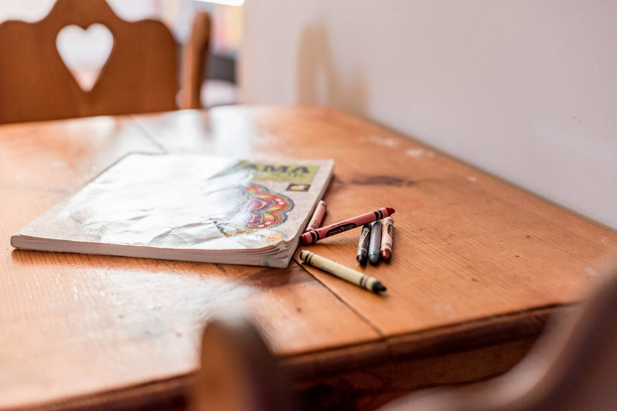 Kids' coloring table