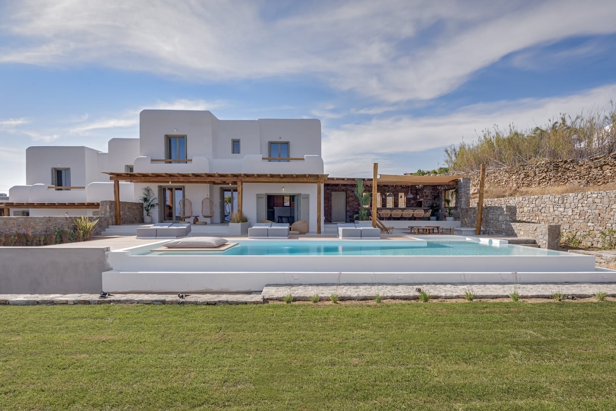 Residence image 3