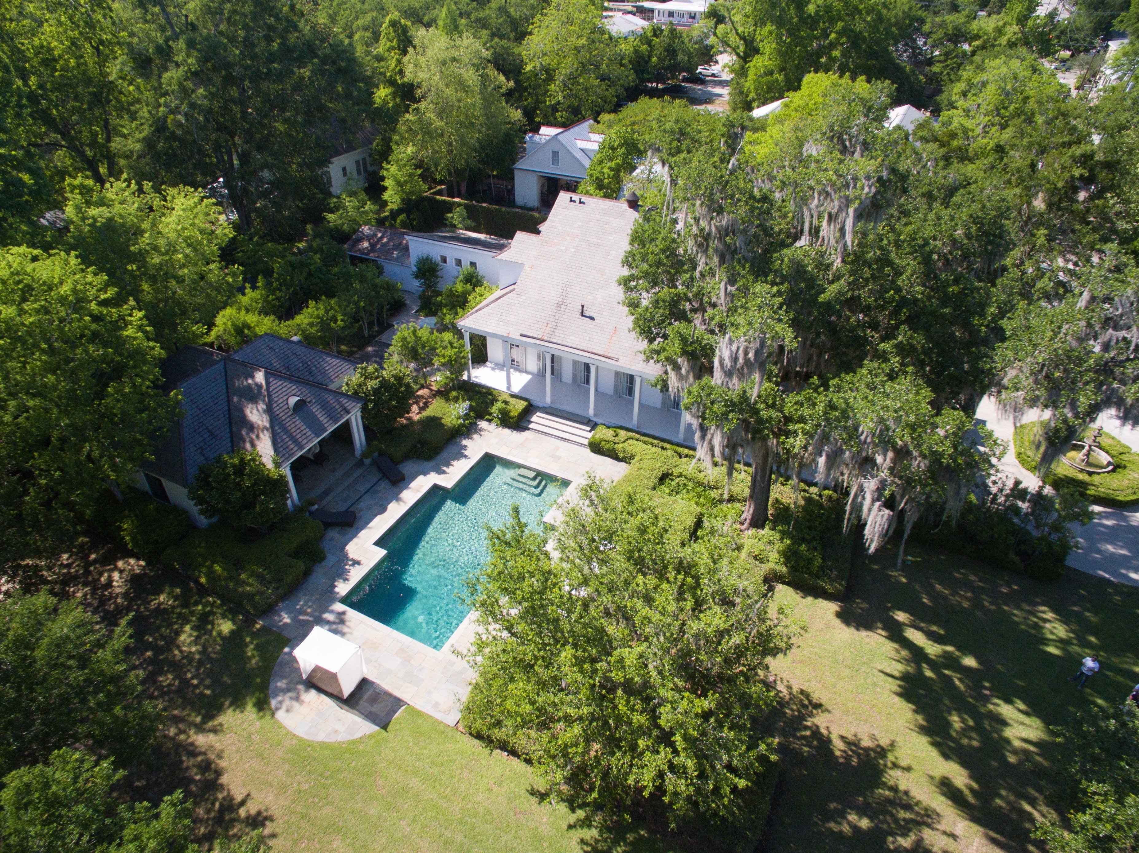 Residence image 3