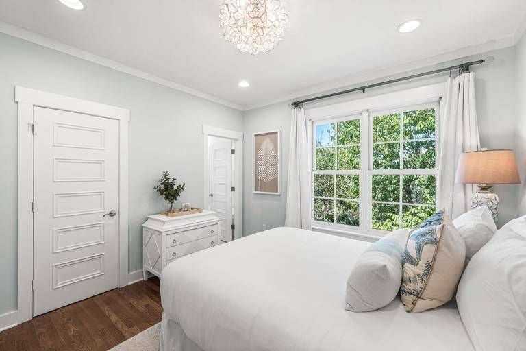 Residence image 4