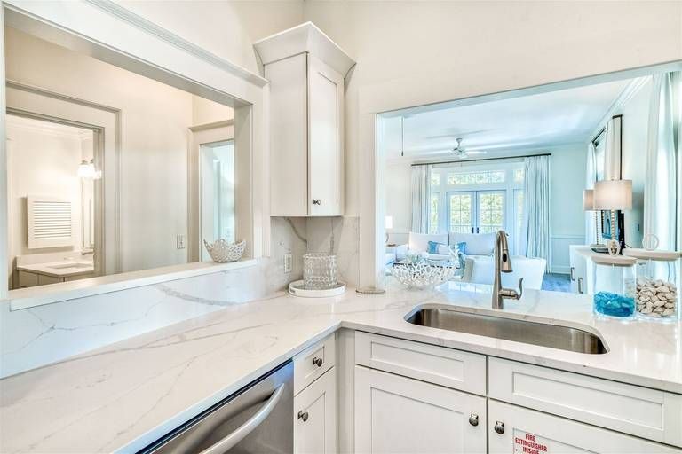 Residence image 3