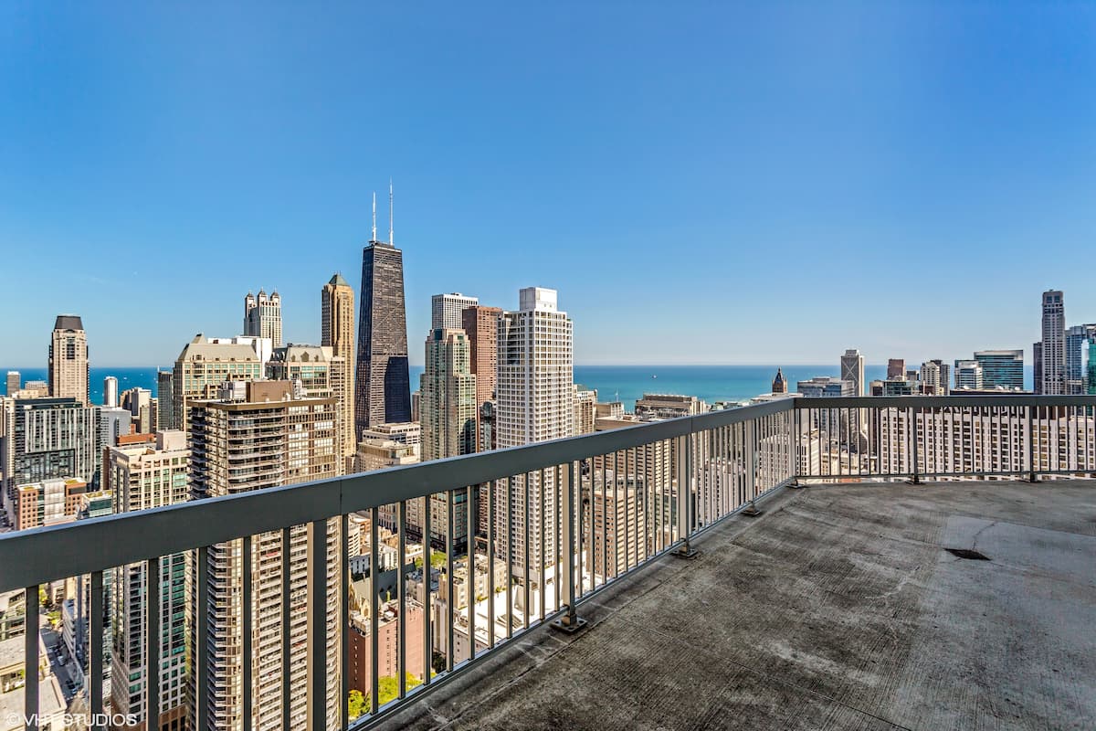 Expansive wrap around Sky Terrace with the BEST views in the World.