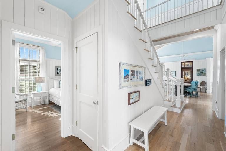 Residence image 4
