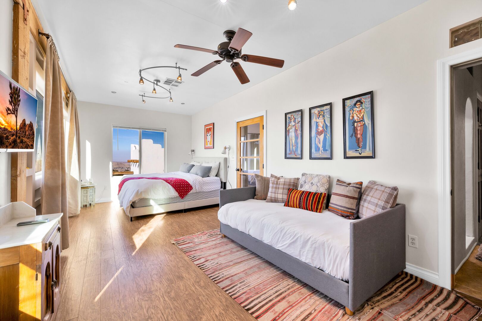 Residence image 3