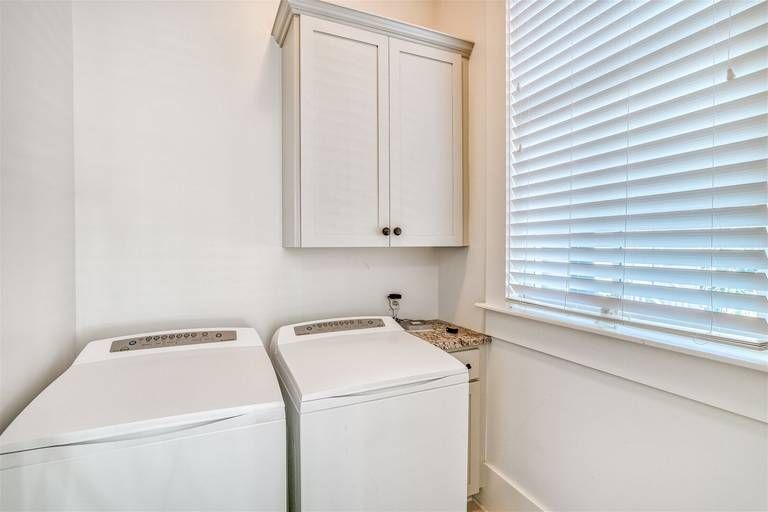 Residence image 6