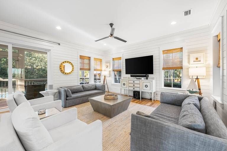 Residence image 3