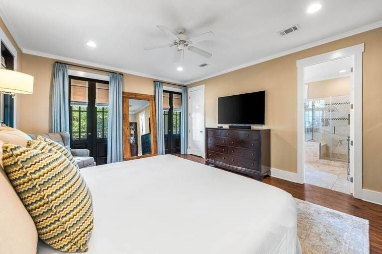 Residence image 1