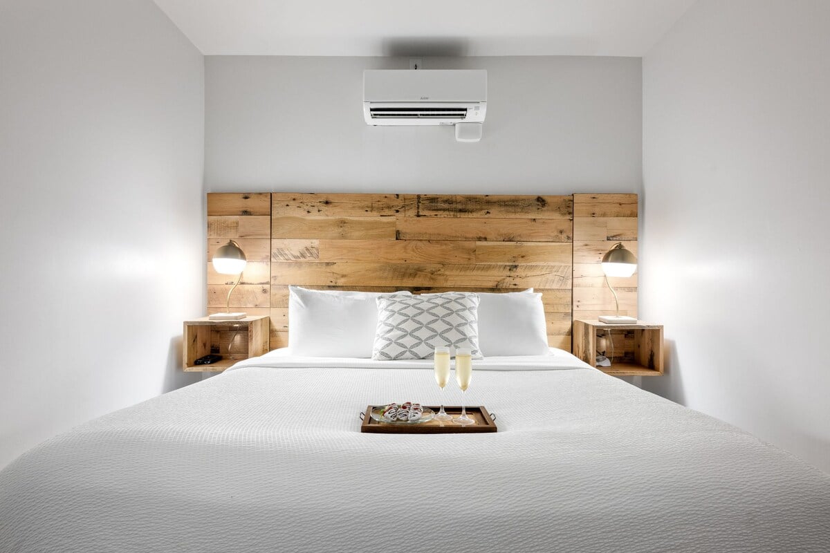 2nd King Bedroom with Smart TV