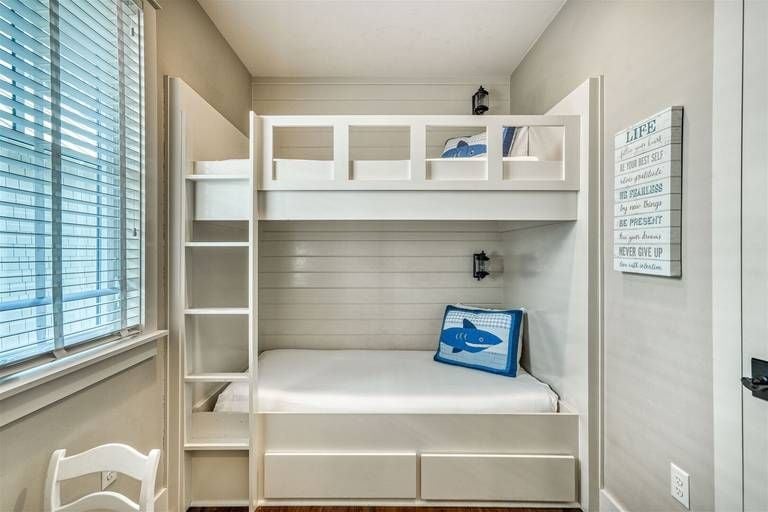 Residence image 5