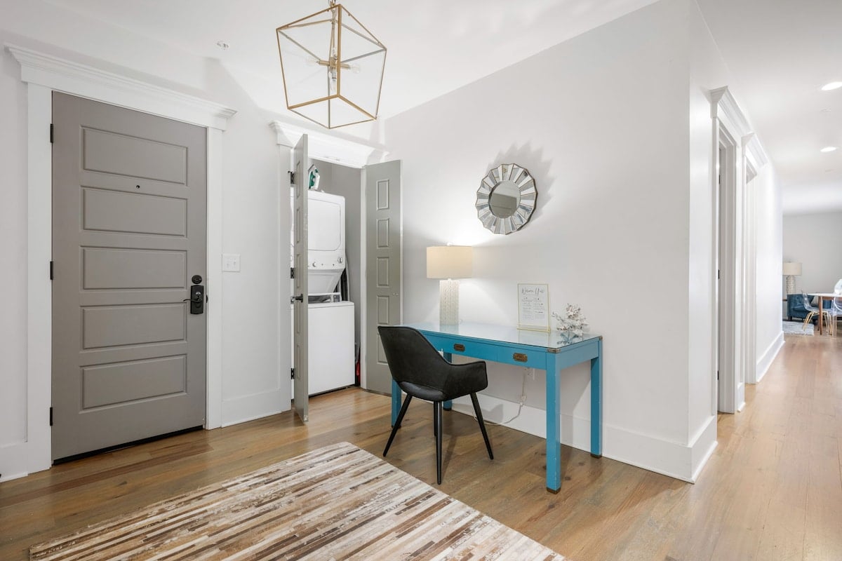 In the Heart of King Street | Hampton Suite image 7