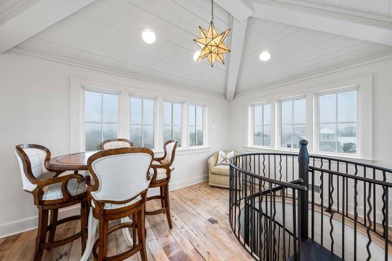 Residence image 4