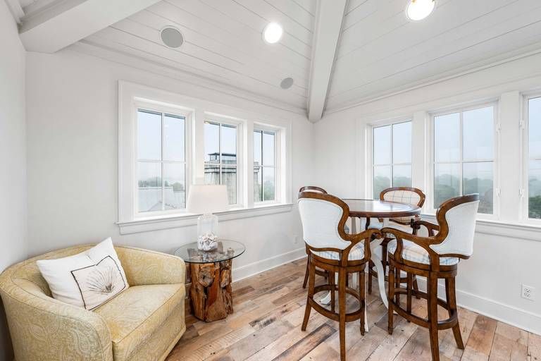 Residence image 1