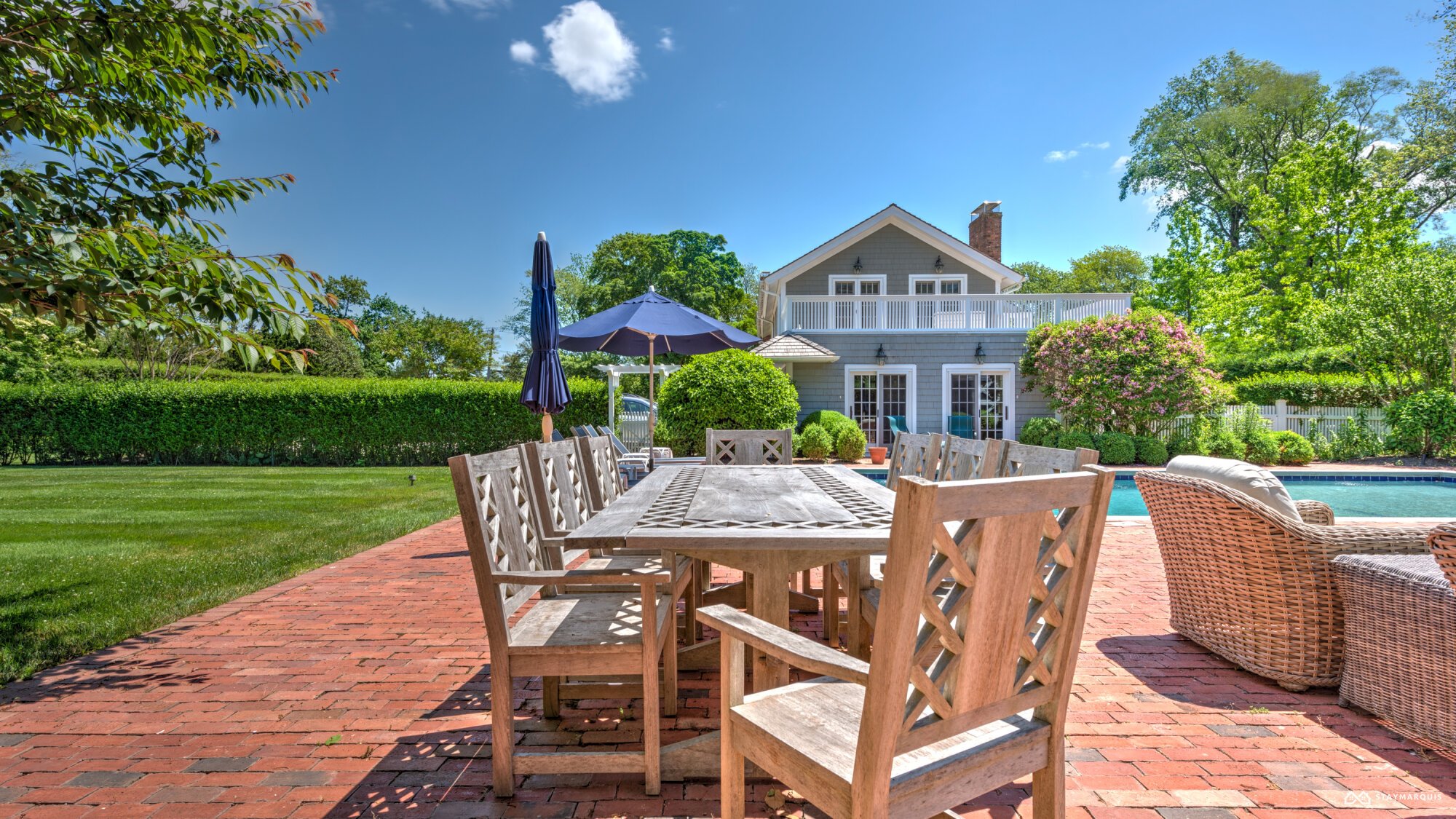 Residence image 3