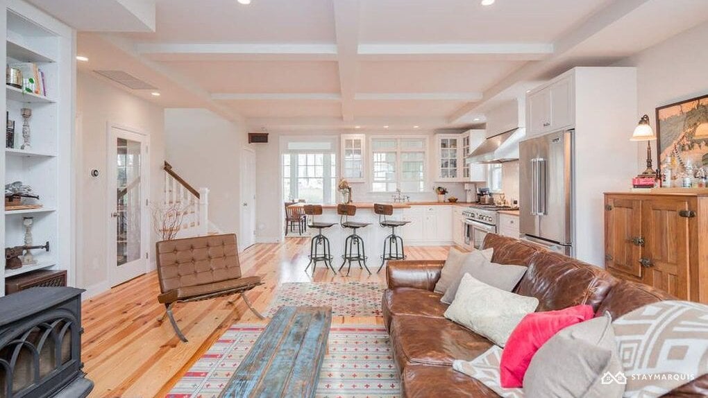 Residence image 2