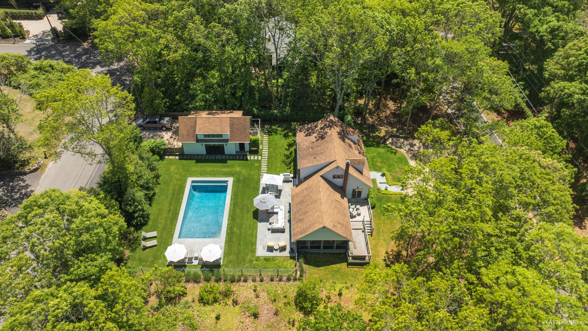 Residence image 3