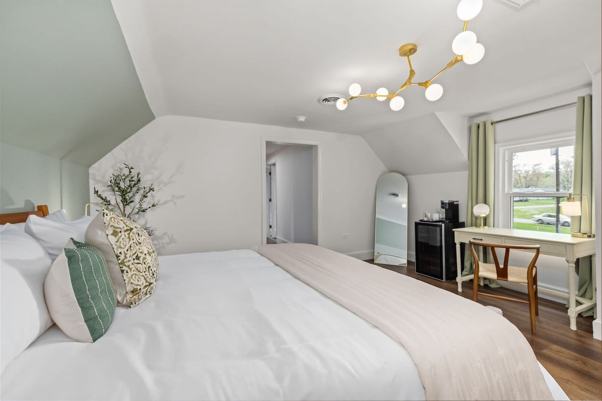 Bedroom #1