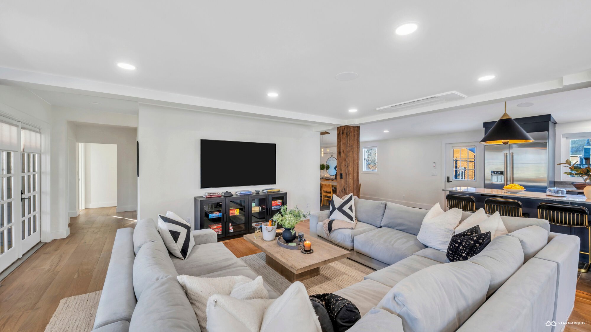 Residence image 2