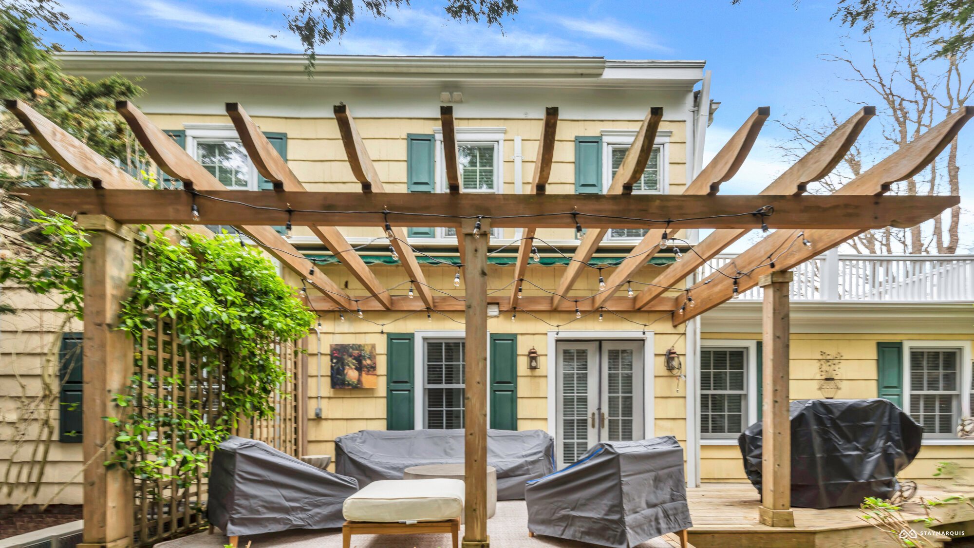 Residence image 3