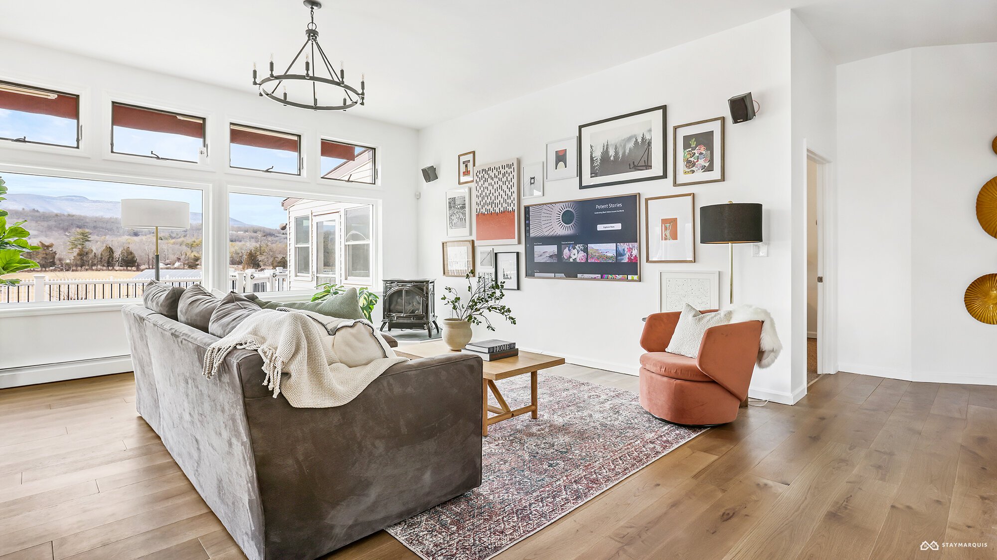 Residence image 3