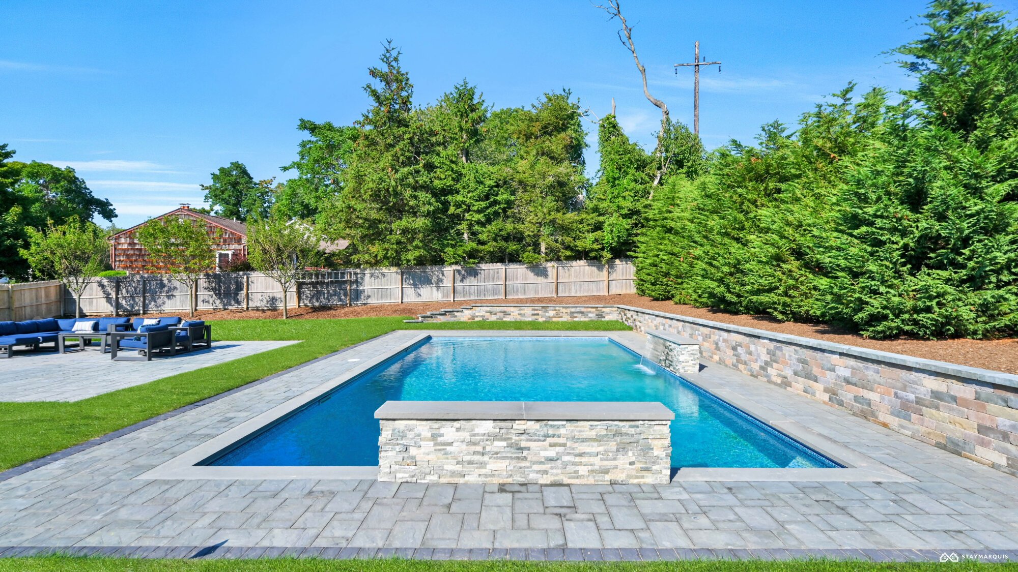 Residence image 4