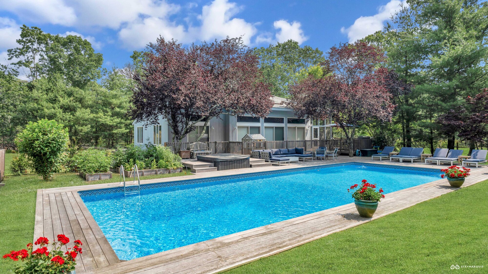 Residence image 2